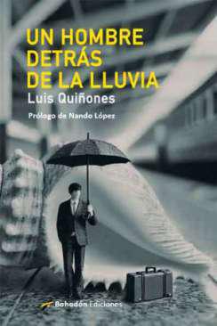 Un hombre detrás de la lluvia