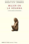 Mujer en la aduana