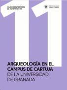 Arqueologa en el campus de Cartuja de la Universidad de Granada